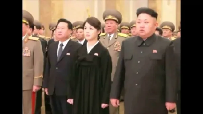 FOTO: Terungkap! Inilah Istri Cantik Presiden Korut Kim 