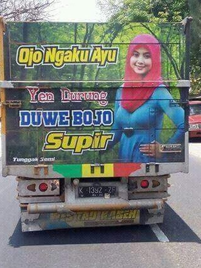 Kreatif 8 Tulisan Di Bak Truk Ini Bakal Bikin Harimu Lebih Cerah