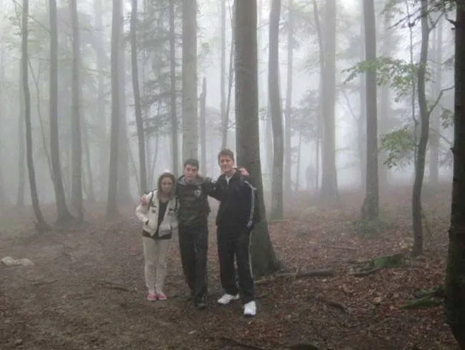 Seram! 12 Foto Penampakan Hantu Yang Paling Nyata ...