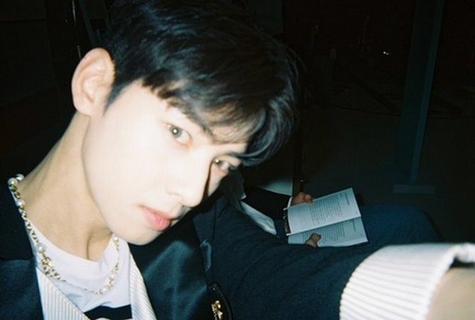 10 Foto Wajah Tanpa Makeup Cha Eun Woo, Bukti Gantengnya Memang Nggak  Main-Main 