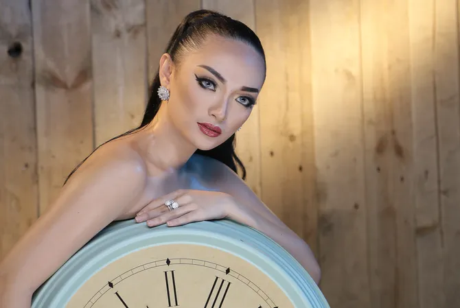 Ups! Zaskia Gotik curhat karena kena banjir  merdeka.com