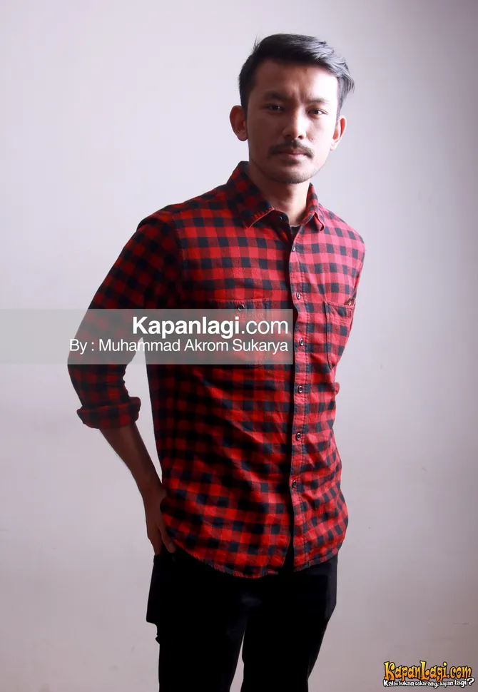 Tekuni tarik suara, Rio Dewanto tetap pede jadi solois 
