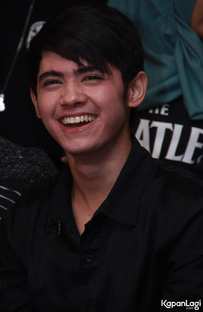 Aliando Syarief tuangkan curhatan teman-teman dalam bentuk 