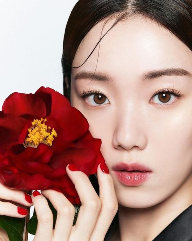 Tiên nữ cử tạ Lee Sung Kyung bất ngờ đổi gió xuống tóc ngắn chưa từng có  người đâu lột xác tomboy mà vẫn đẹp không chê nổi