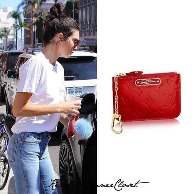Kendall Jenner Out and about Louis Vuitton Key Pouch in Cherry
