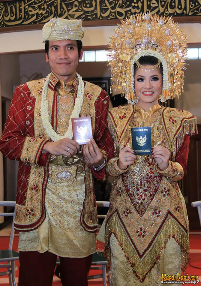 Princess Rizki Natasha Rizki Wedding Potret Desta Di Pernikahan Enzy Storia Dan Molen