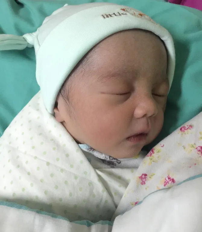 Selamat! istri Cholidi Asadil Alam lahirkan anak perempuan 