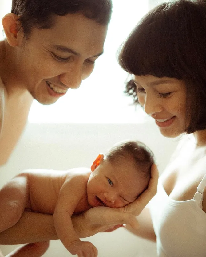 potret hangat sahabat artis andien saat kunjungi baby kawa