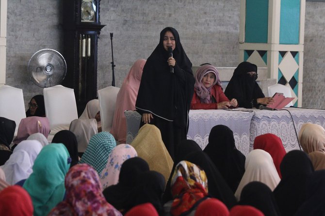 jarang terlihat, umi pipik ternyata sibuk dakwah di luar negeri