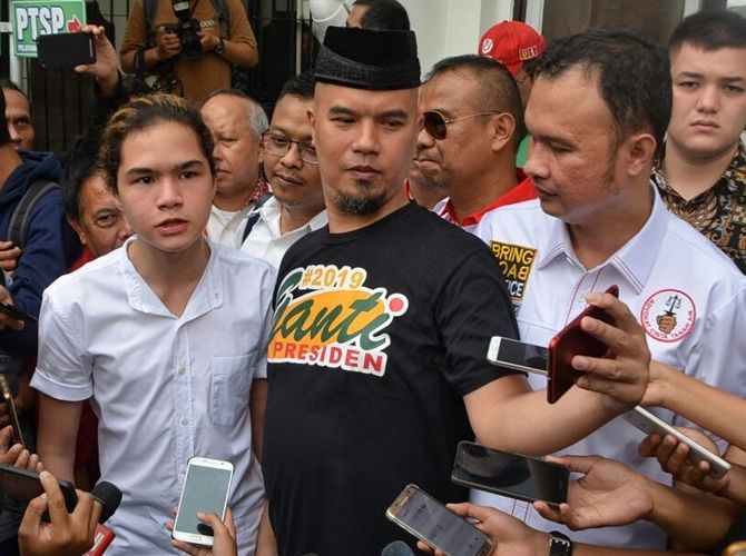 tegaskan tak bersalah, ahmad dhani: saya didoakan habib seluruh indonesia