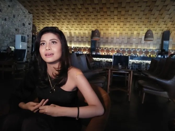 keluar dari takis entertainment, ini alasan awkarin bikin management sendiri