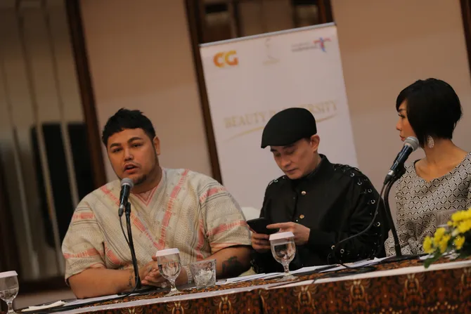 miss grand indonesia memperebutkan mahkota senilai 3 milyar