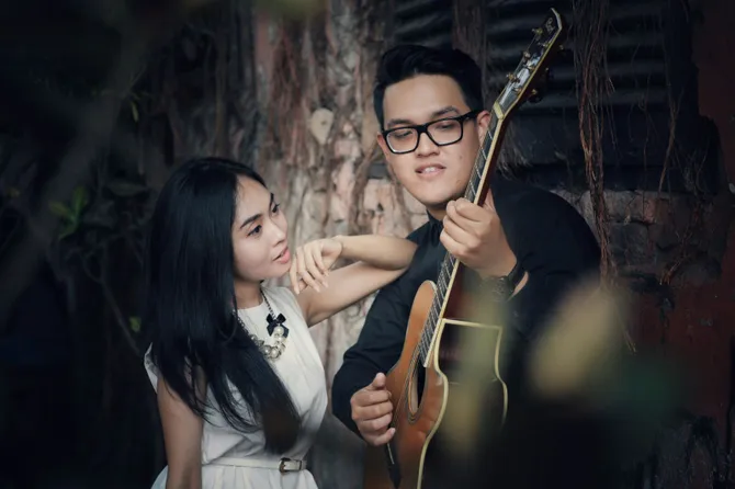 duo pasangan cewek-cowok mulai pudar, aviwkila ambil kesempatan