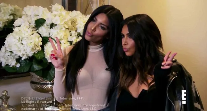 ini jadinya ketika kim kardashian bertemu dengan \'kembarannya\'