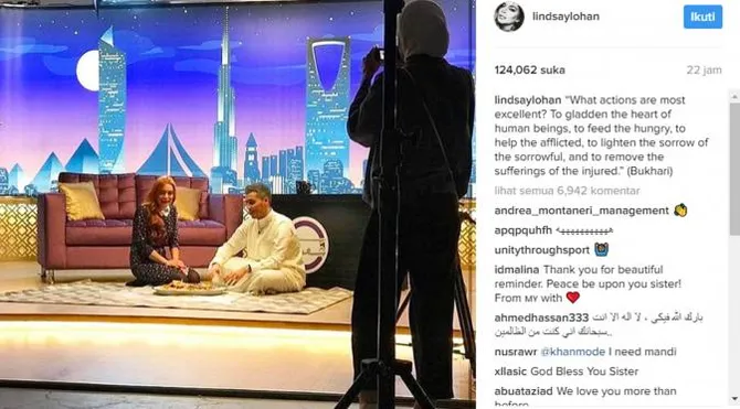 semakin dekati islam, lindsay lohan unggah caption hadits bukhari