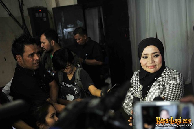 Sampai kapan Nassar - Musdalifah pisah ranjang?  merdeka.com
