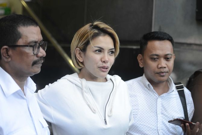 dipo latief dikabarkan punya pacar baru, nikita mirzani: nggak jauh dari cabe dia mah