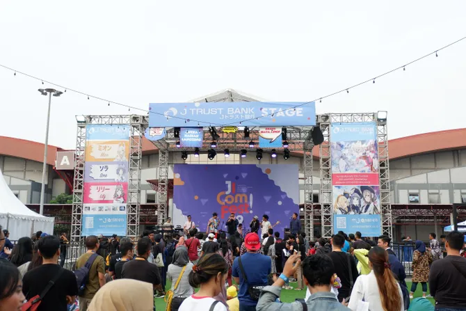 jicomfest 2019 di j trust bank stage kolaborasi apik musik dan komedi 2