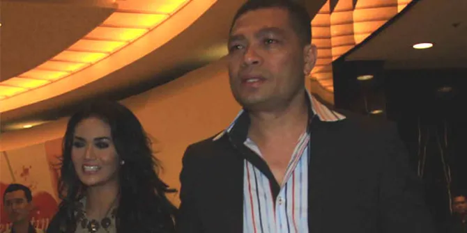 Berkas Nikah Krisdayanti - Raul Lemos Belum Lengkap