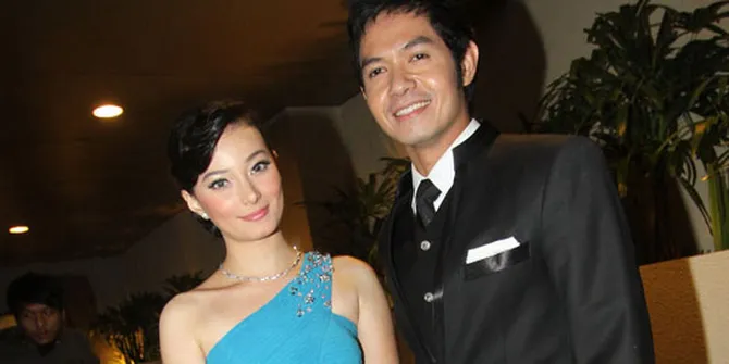Dude - Asmirandah Makin Berani Tampil Bareng