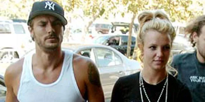 Federline Bahagia Atas Pertunangan Britney Spears