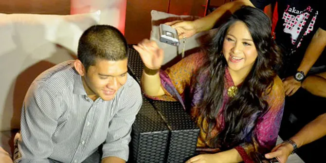 Iko Uwais: Didampingi Audy, Kebiasaan Puasa Berubah