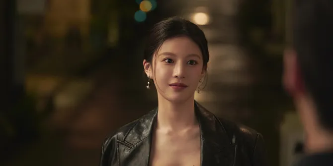 10 Deretan Artis Cantik yang Jadi Lawan Main Kim Seon Ho di Drama Korea, Terbaru Go Youn Jung