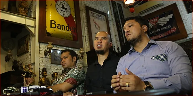 Ahmad Dhani Ingin Hukuman Farhat Abbas Dikembalikan ke Orang Tua