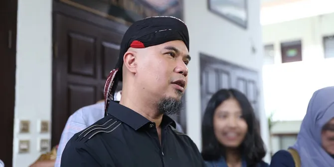 Ahmad Dhani Mangkir Sidang Ujaran Kebencian Hari Ini, Kemana?