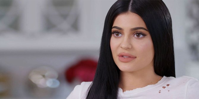Akta Kelahiran Stormi Tersebar, Bayi Kylie Jenner Nggak Punya Nama Tengah