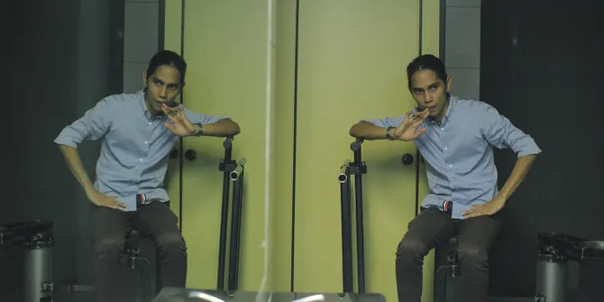 Angga Dwimas Sasongko Senang Angkat Kisah Raisa