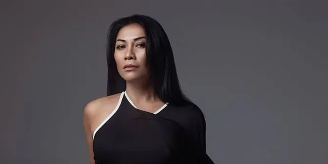 Anggun C Sasmi Bangga Punya Kulit Eksotis Khas Wanita Jawa