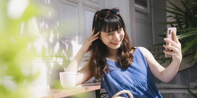 Anti Abu-abu di Kamera, Sunscreen Wondermis Jadi Rahasia Holiday Photoshoot yang Estetik