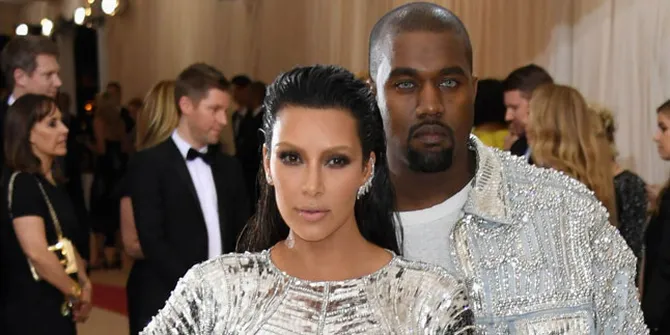 Area Intim, Jadi Alasan Kim Kardashian Tak Inginkan Anak Ketiga