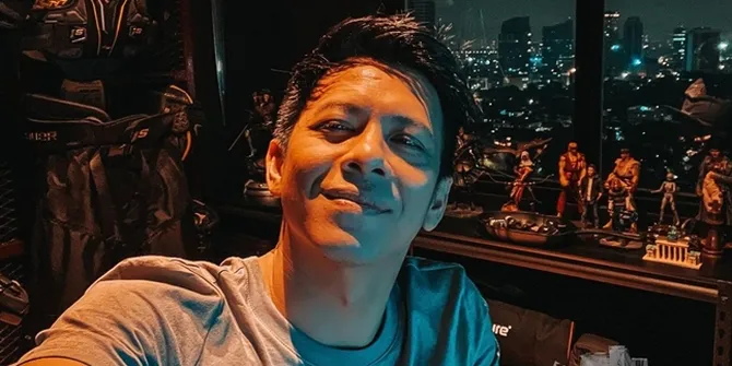 Ariel Noah Akui Belum Punya Gitar Akustik yang Bagus Saat Rekaman Lagu 'Semua Tentang Kita'
