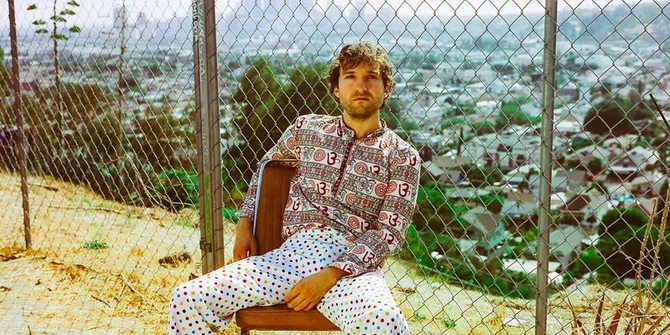 Arti dan Makna Lagu Angelo De Augustine - You Needed Love, I Needed You, Tentang Cinta yang Kompleks