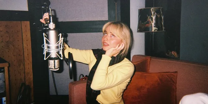 Arti dan Makna Lagu Espresso Sabrina Carpenter yang Jadi Simbol Percaya Diri Perempuan