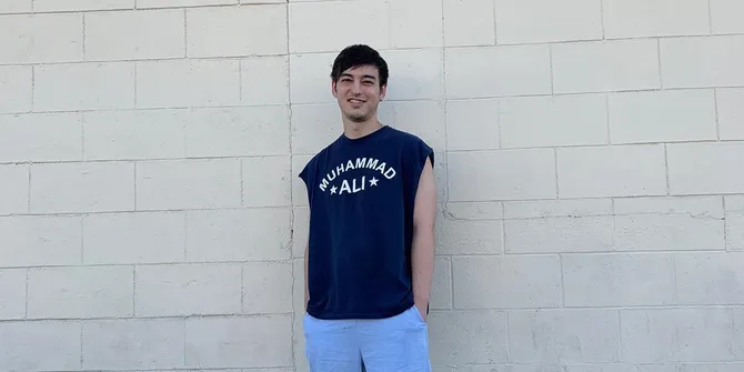 Arti dan Makna Lagu Sanctuary Joji: Jadikan Aku Tempatmu Pulang