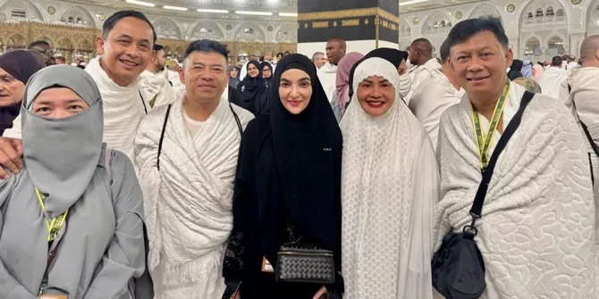 Ashanty Mantap Berhijab Usai Haji, Cerita Momen di Tanah Suci