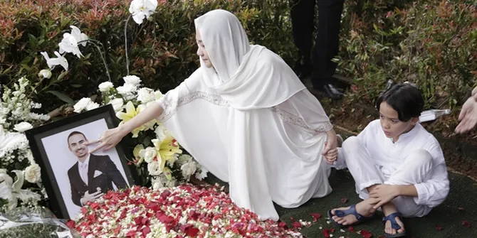 Ashraf Sinclair Sering Beri Sumbangan Diam-Diam, Bunga Citra Lestari Tak Tahu?