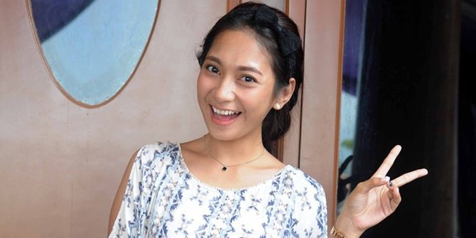 Asoy, Dinda Kirana Belajar Nyanyi dan Goyang Dangdut 