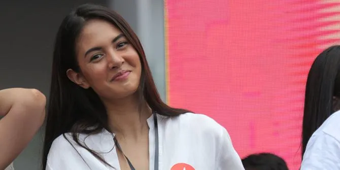 Aurelie Moeremans Tunjukkan Bukti dari Gereja Soal Belum Menikah dan Surat Izin Merayakan Perkawinan Secara Katolik