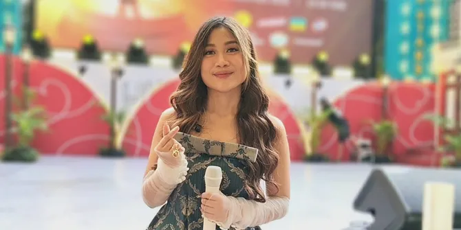 Awdella Rilis 'Aku Juga Manusia', Potret Pedih Hubungan 'Toxic' yang Menguras Emosi