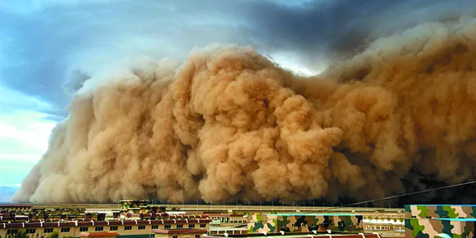 Hasil gambar untuk badai pasir