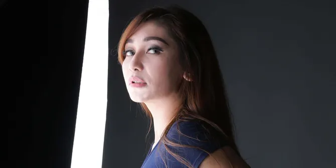 Baru Sebulan Pacaran, Kekasih Bule Baby Margaretha Datang Kerumah Orangtua