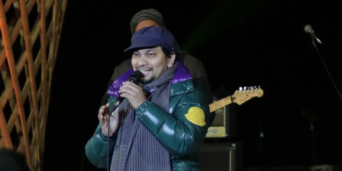 Bawakan 'Lagi Syantik' Versi Jazz, Tompi Sukses Hibur Penonton Jazz Gunung Ijen 2019