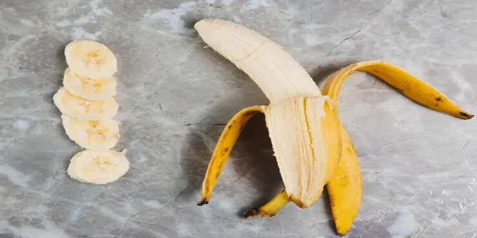 Begini Cara Menyimpan Pisang yang Sudah Dikupas agar Tidak Cepat Hitam