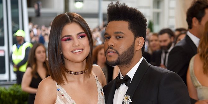Beli Rumah Baru, The Weeknd Siap Pindah Bareng Selena Gomez?