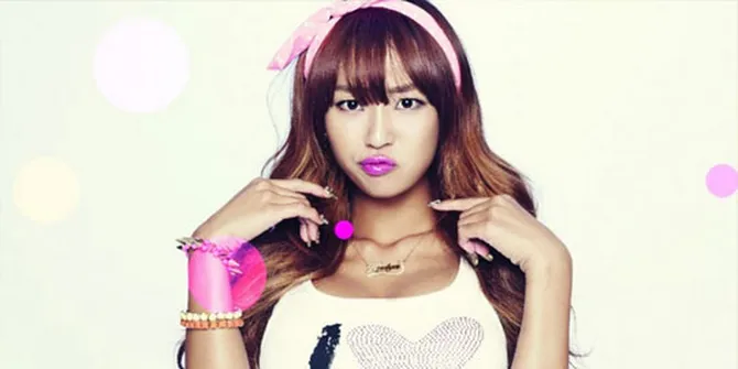 Bentuk Dada Seksi <a href='https://pontianak.tribunnews.com/tag/hyorin' title='Hyorin'>Hyorin</a> Sistar Karena Push Up Bra?