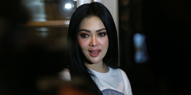 Berperan Sebagai Diri Sendiri, Syahrini Tak Temui Kesulitan Saat Syuting Film Terbaru